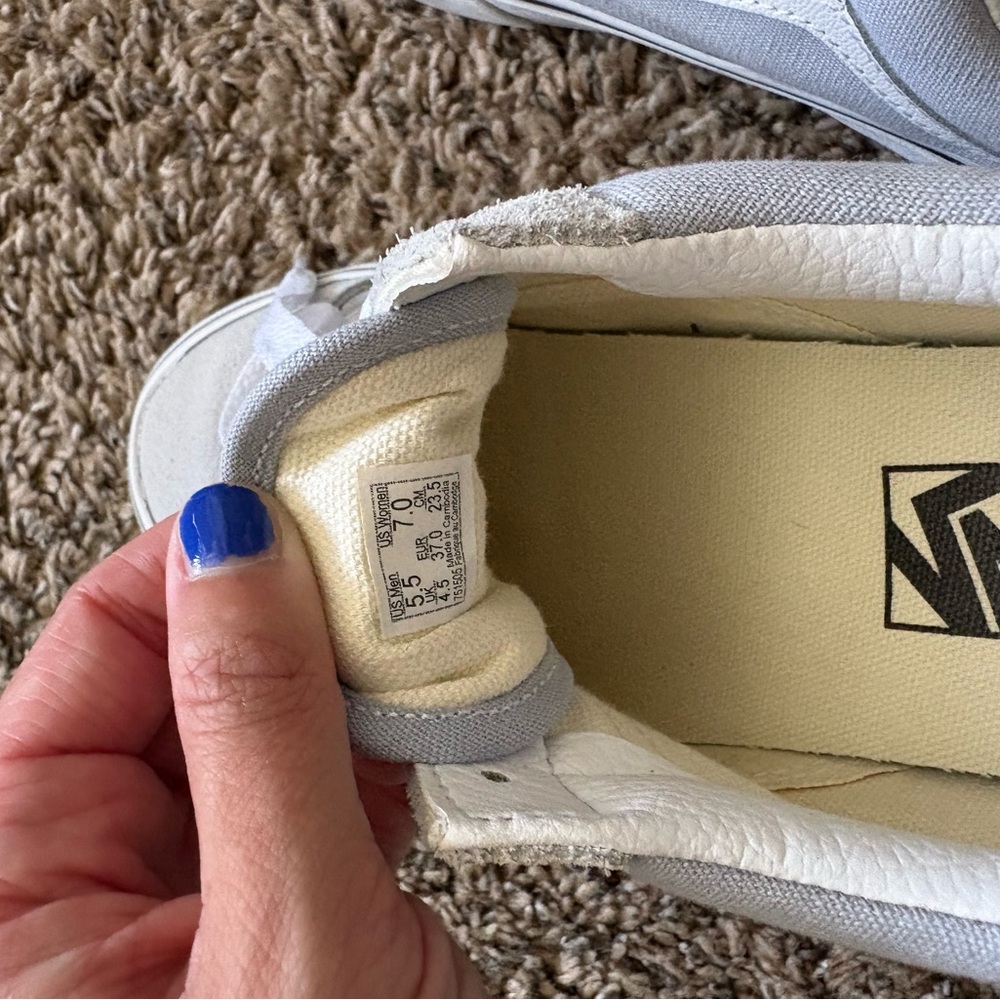Vans Old Skool Low Pro Sneakers Classic Light Blue & White Skate Shoes Size 7 - Picture 3 of 3